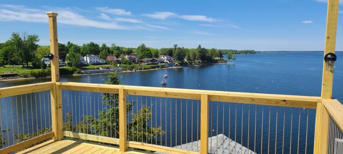 Loza House Adirondack Skydeck Unit Lake Front プラッツバーグ エクステリア 写真
