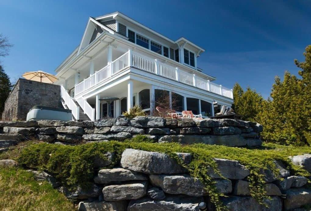 Loza House Adirondack Skydeck Unit Lake Front プラッツバーグ エクステリア 写真