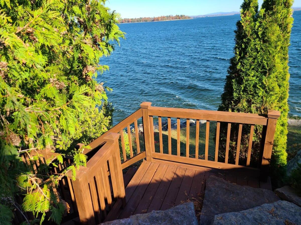 Loza House Adirondack Skydeck Unit Lake Front プラッツバーグ エクステリア 写真